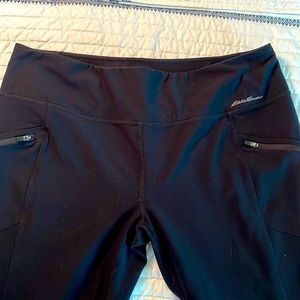 Eddie Bauer First Ascent 3/4 leggings